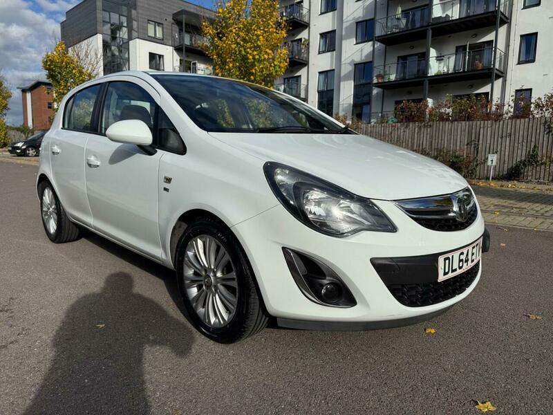 Used Vauxhall Corsa 2015 for sale - 76349344: Photo 2