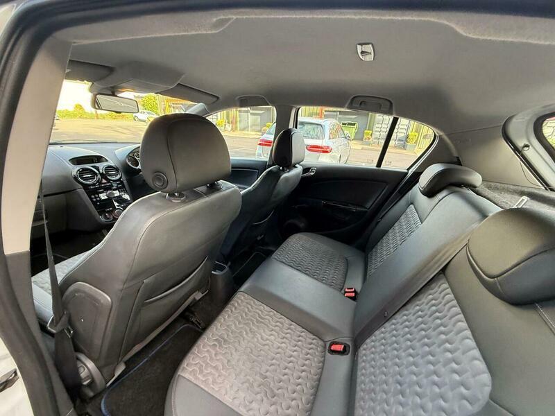 Used Vauxhall Corsa 2015 for sale - 76349344: Photo 38