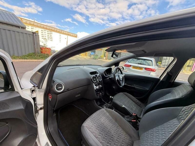 Used Vauxhall Corsa 2015 for sale - 76349344: Photo 40