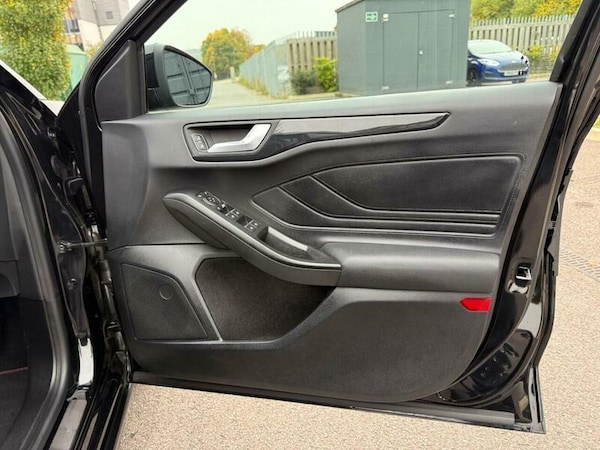 Used Ford Focus 2020 for sale - 76260281: Photo 43