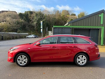 Used Kia Ceed 2022 for sale - 76572445: Photo