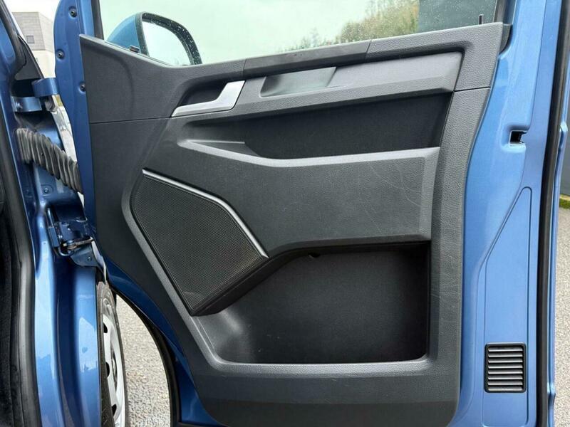 Used Volkswagen Transporter Shuttle 2019 for sale - 77242682: Photo 32