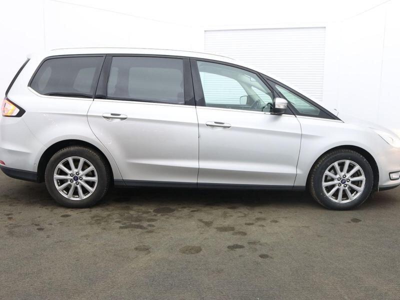 Used Ford Galaxy 2017 for sale - 77612373: Photo 3