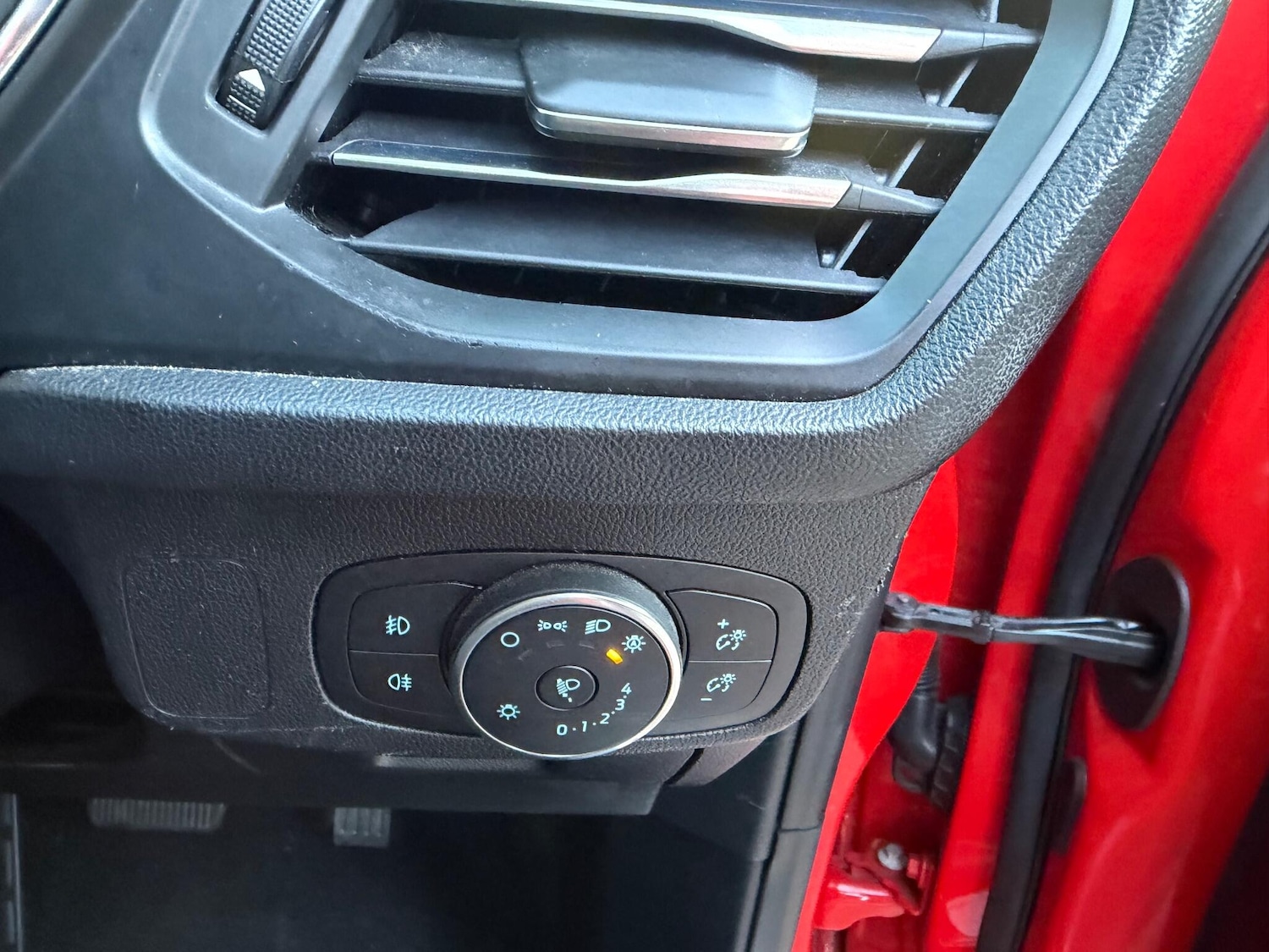 Used Ford Focus 2020 for sale - 77053949: Photo 17