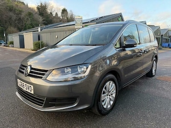 Used Volkswagen Sharan 2018 for sale - 76942360: Photo