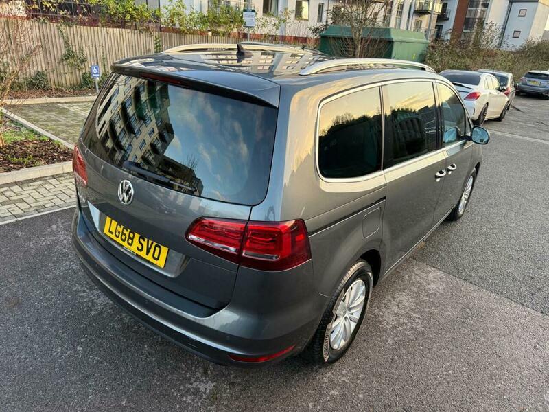 Used Volkswagen Sharan 2018 for sale - 76942360: Photo 5