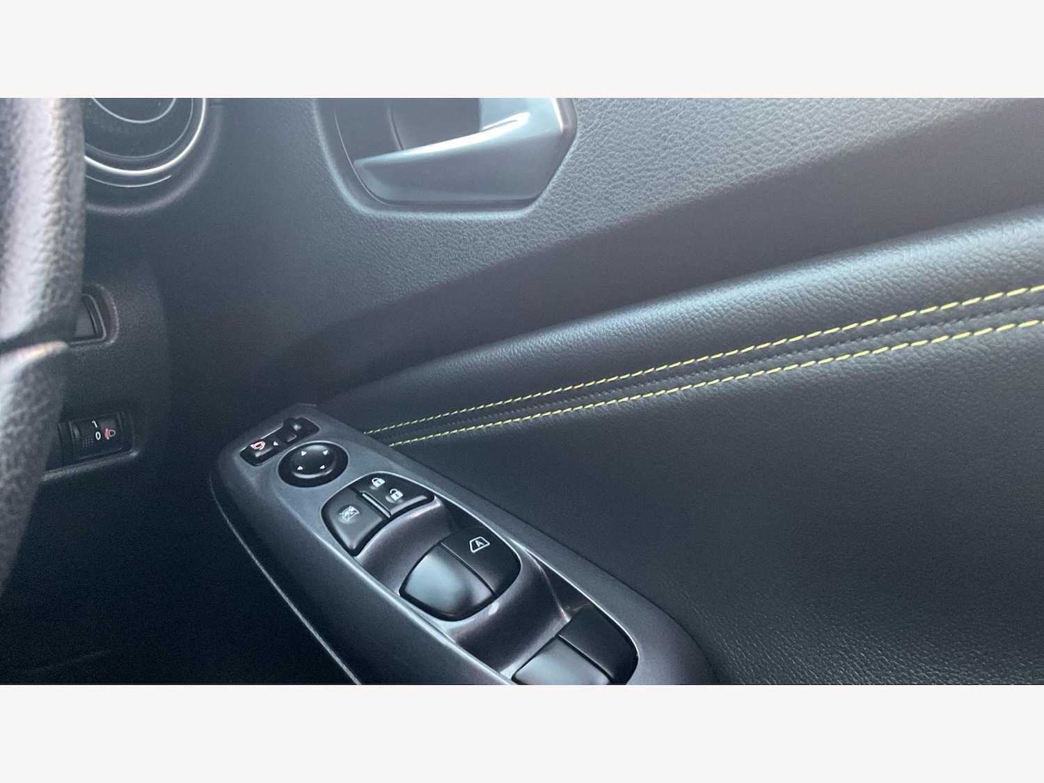 Used Nissan Juke 2022 for sale - 76772037: Photo 31