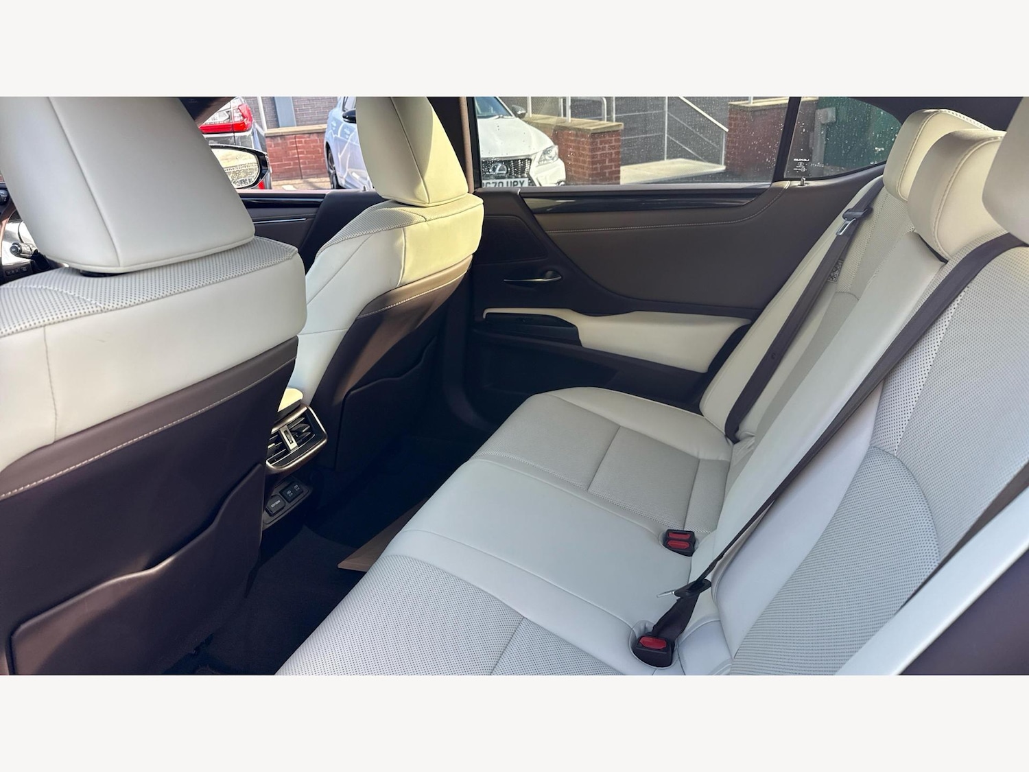 Used Lexus ES 2021 for sale - 76607326: Photo 16