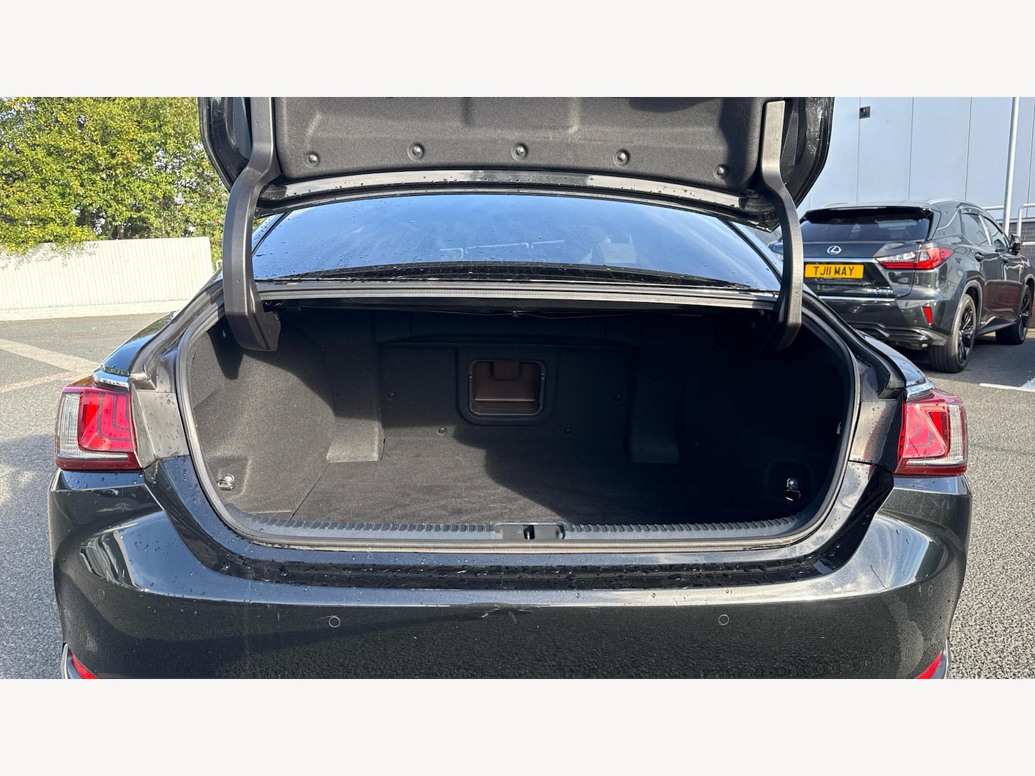 Used Lexus ES 2021 for sale - 76607326: Photo 17