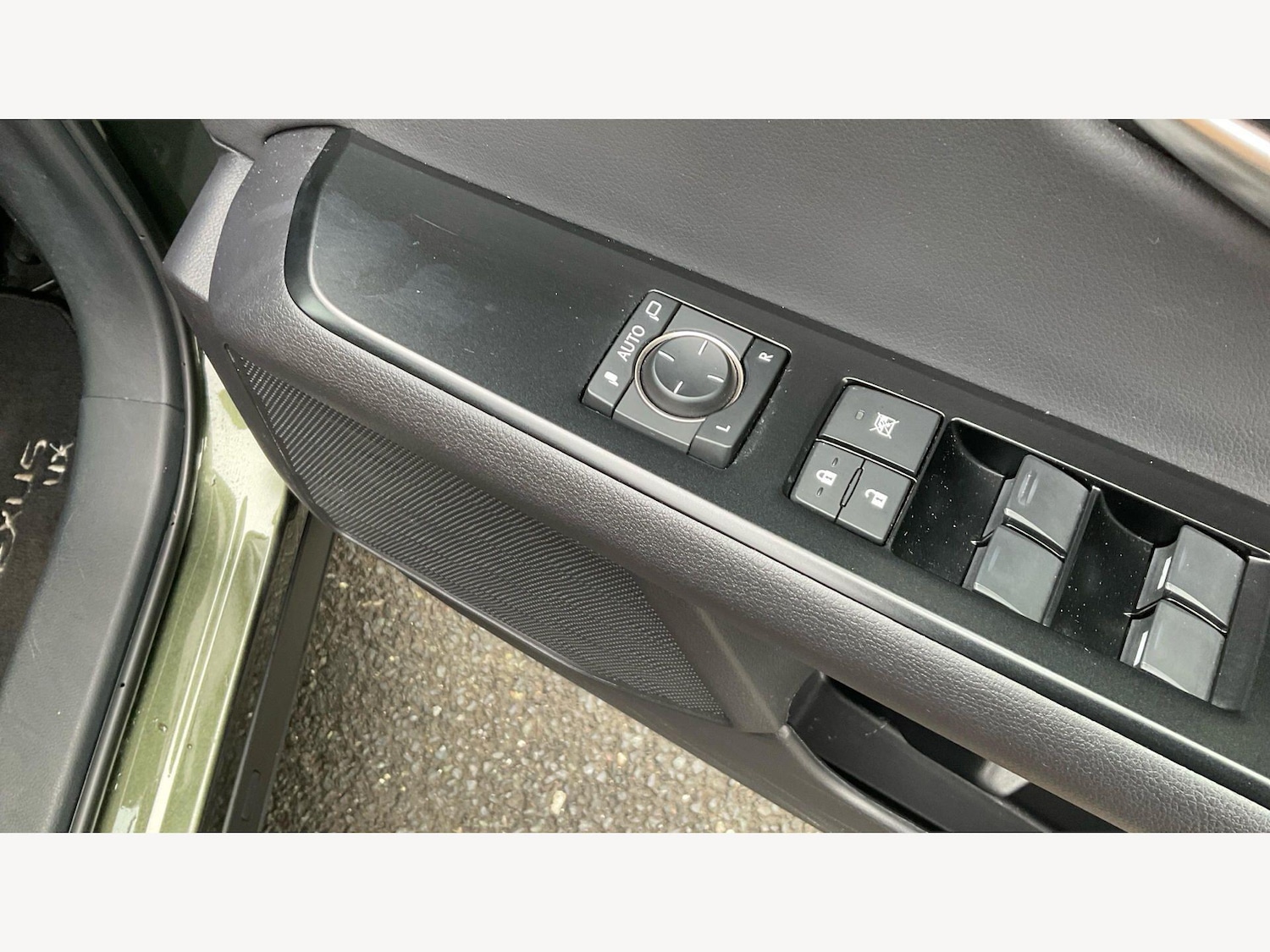 Used Lexus UX 2023 for sale - 77646763: Photo 28