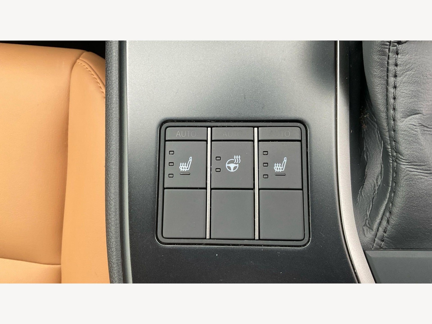 Used Lexus UX 2023 for sale - 77646763: Photo 29