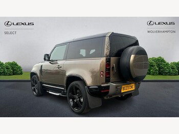 Used Land Rover Defender 90 2023 for sale - 77982506: Photo