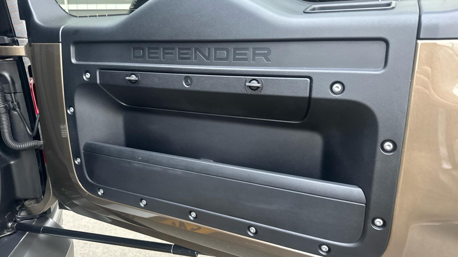 Used Land Rover Defender 90 for sale - 77982506: Photo 39