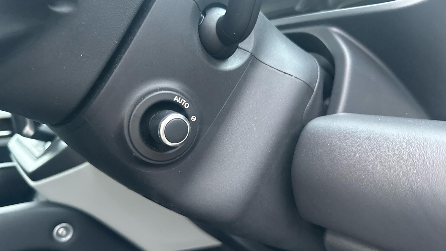 Used Land Rover Defender 90 for sale - 77982506: Photo 44