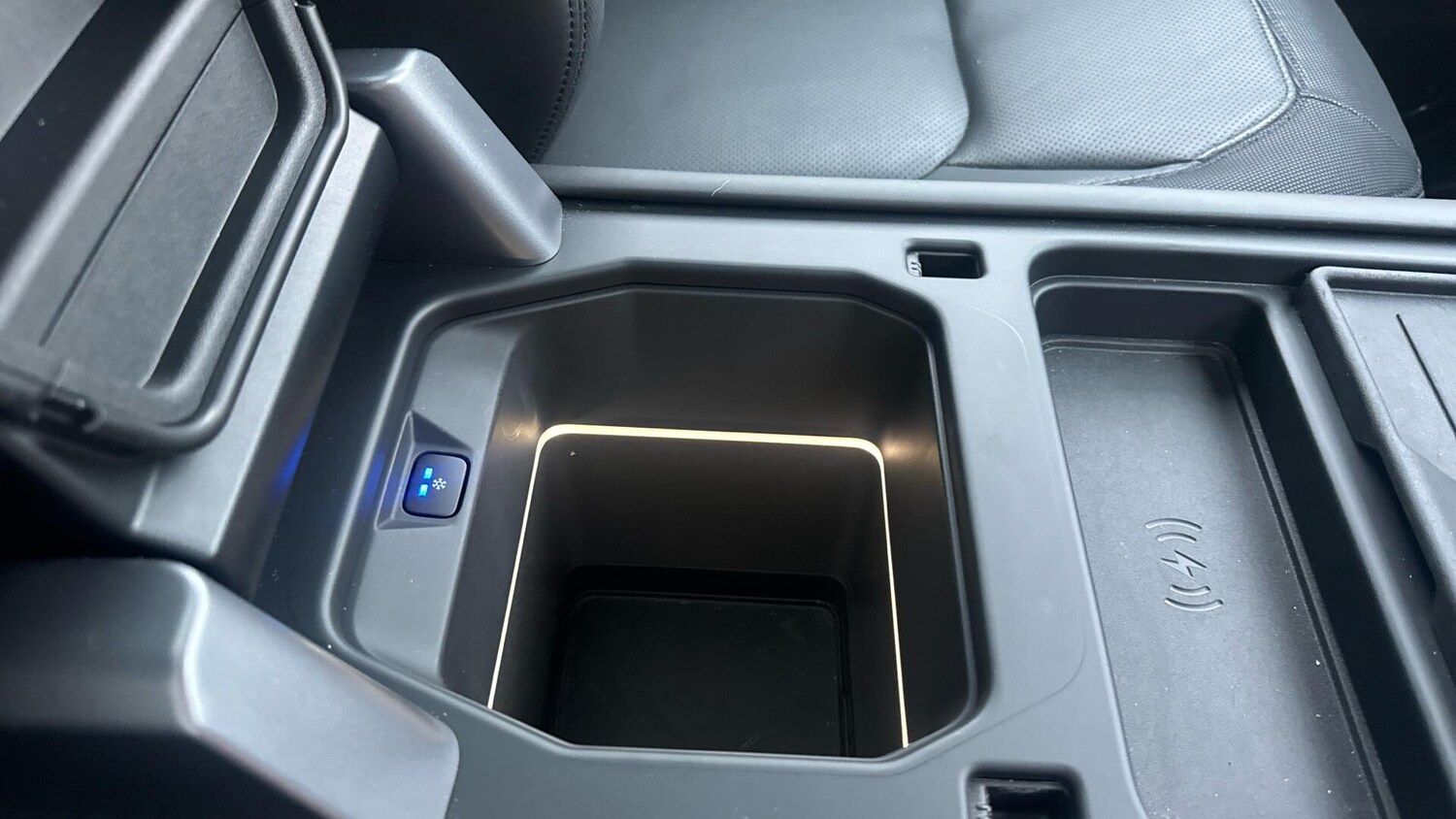 Used Land Rover Defender 90 for sale - 77982506: Photo 45