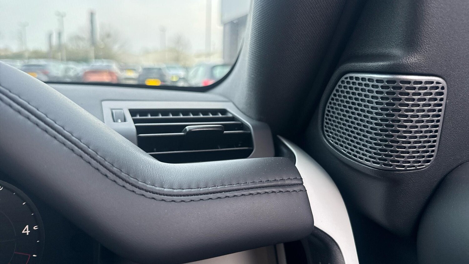 Used Land Rover Defender 90 for sale - 77982506: Photo 53