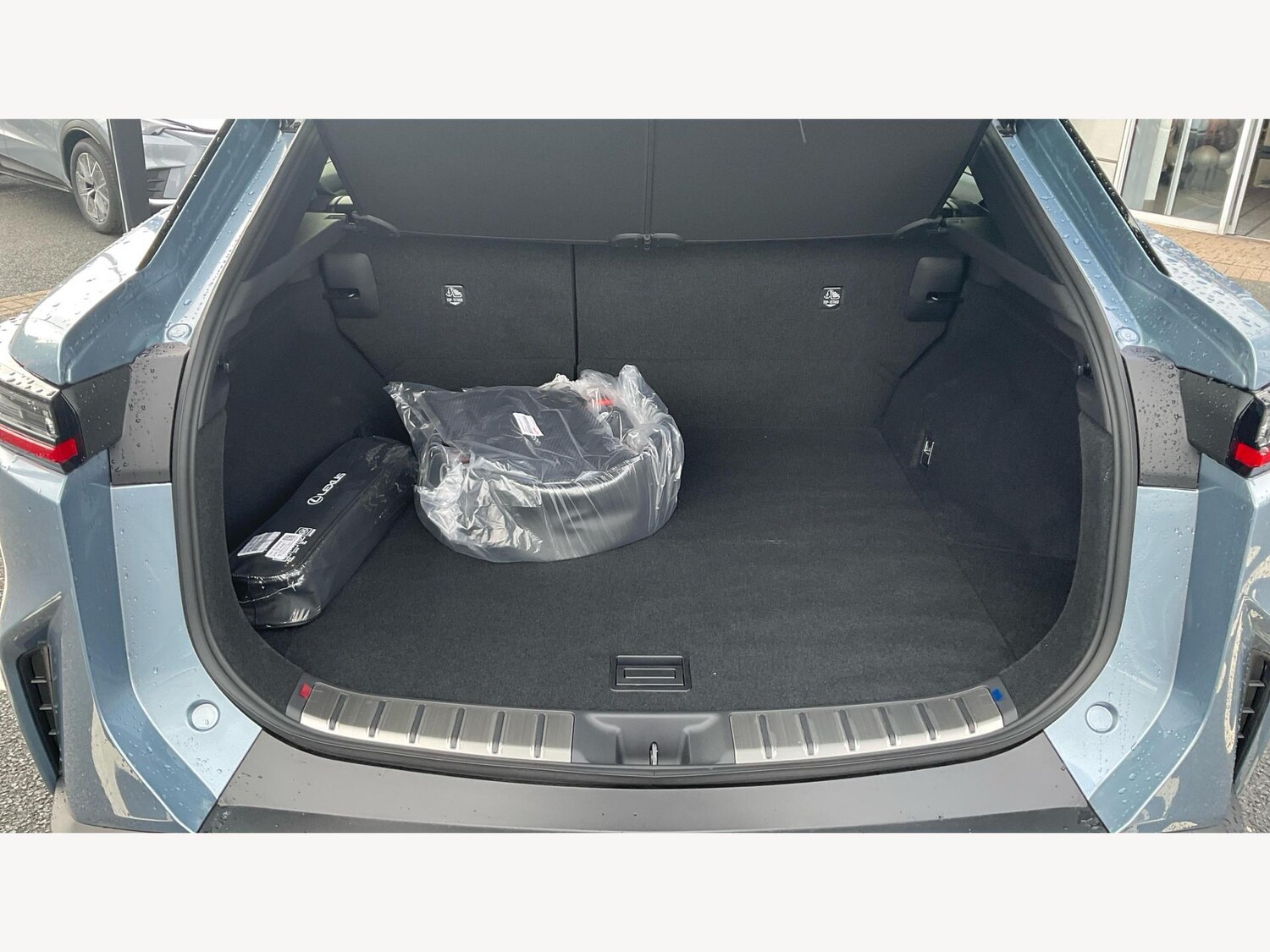 Used Lexus RZ 2025 for sale - 76538424: Photo 17