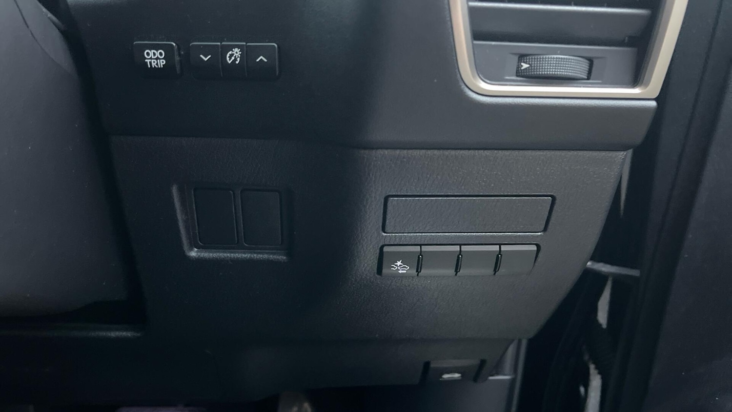 Used Lexus NX 2017 for sale - 77854202: Photo 35