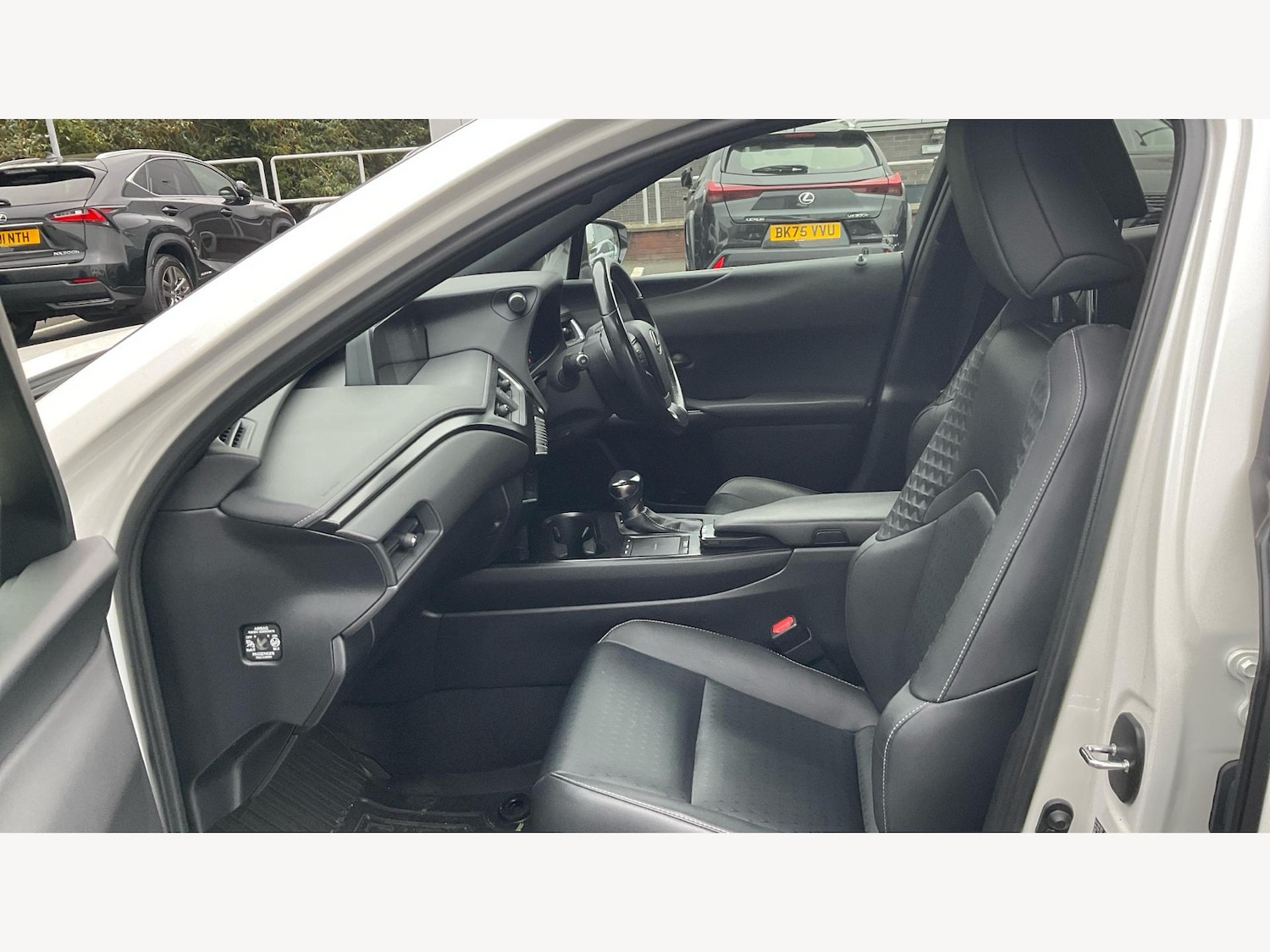 Used Lexus UX 2021 for sale - 76607617: Photo 8