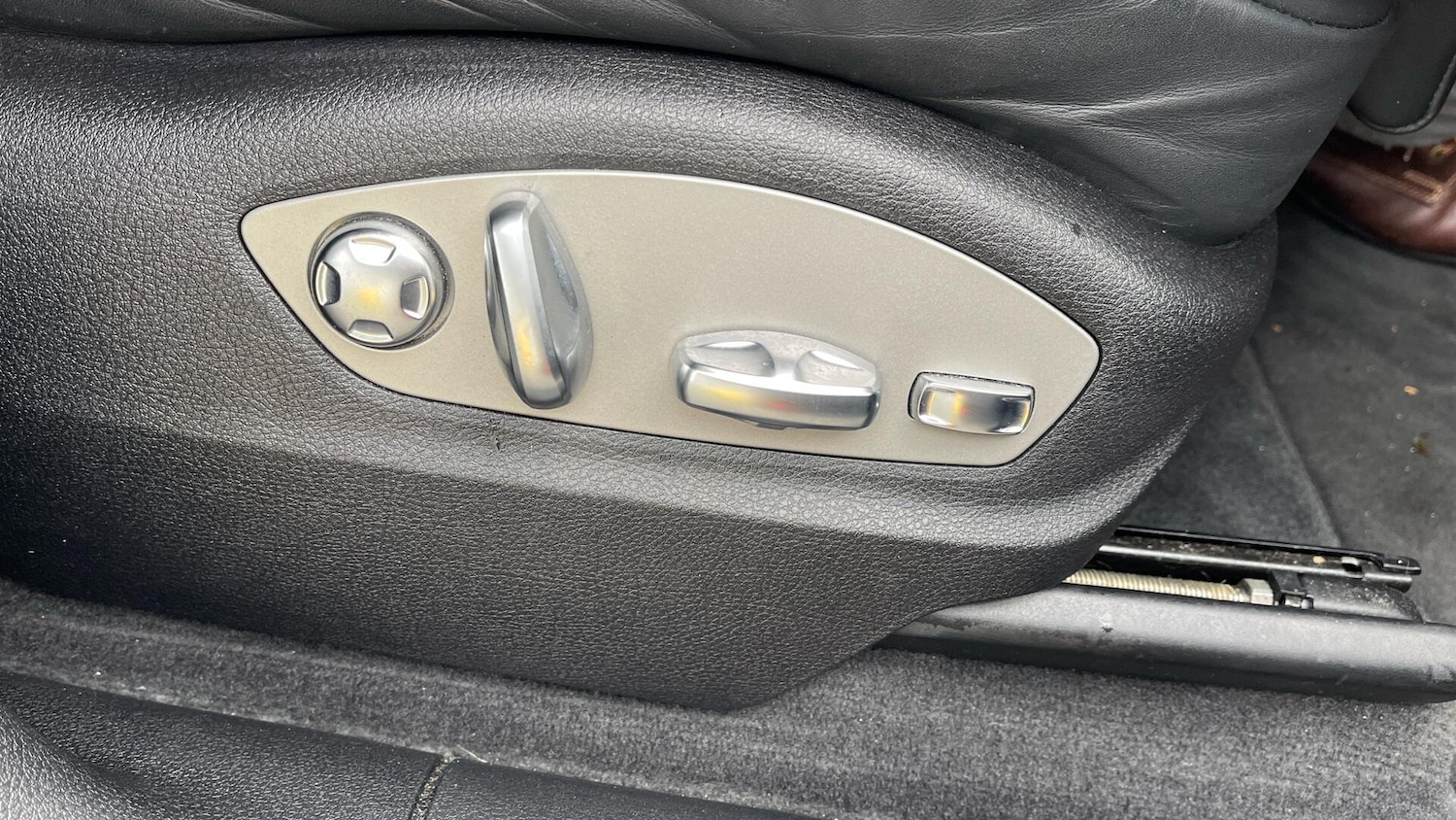 Used Porsche Macan 2021 for sale - 76753098: Photo 38