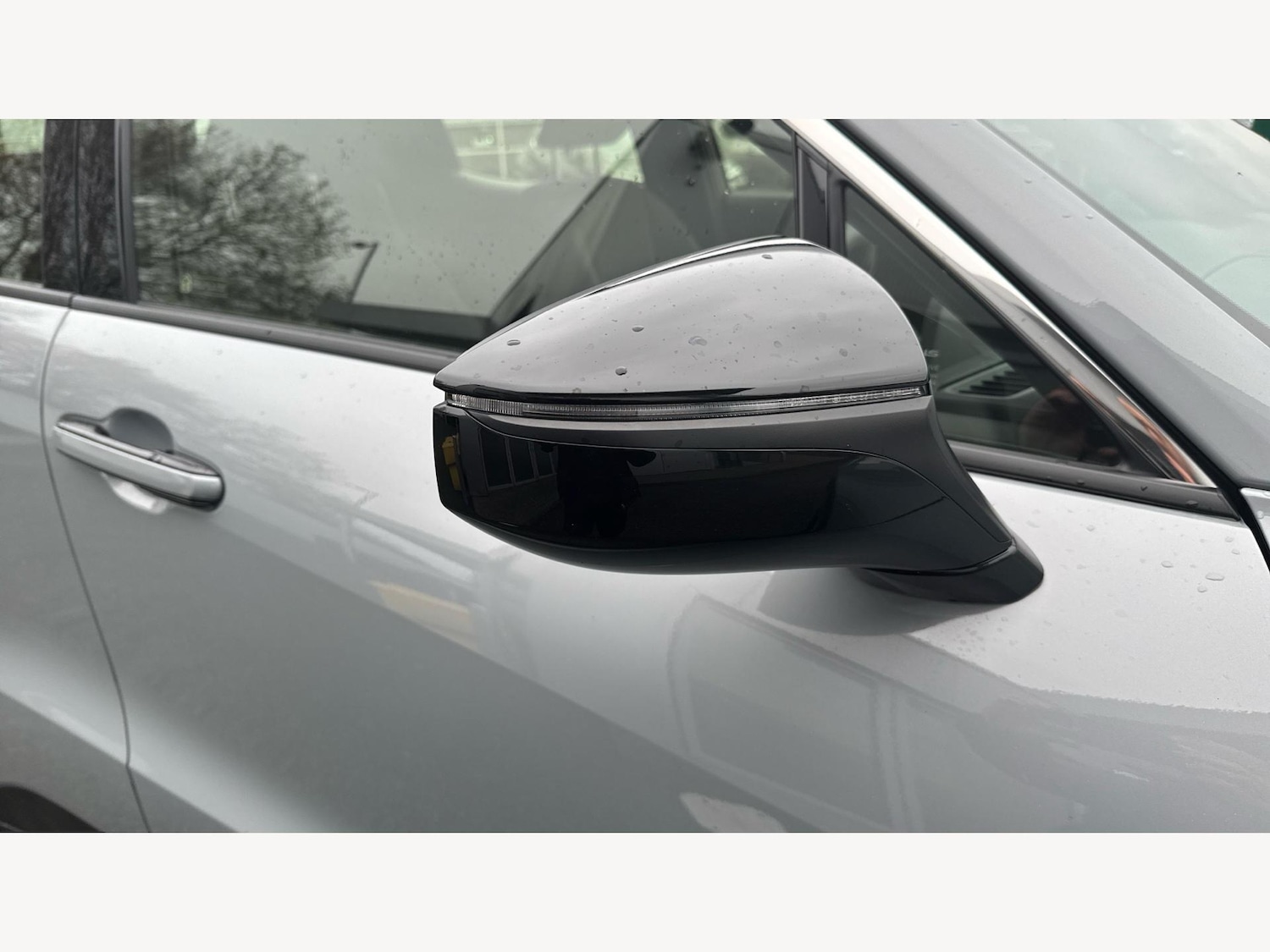 Used Lexus LBX 2024 for sale - 77015584: Photo 27