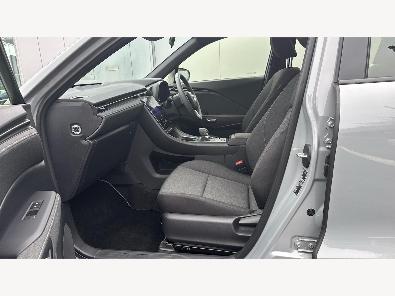 Used Lexus LBX 2024 for sale - 77015584: Photo 8