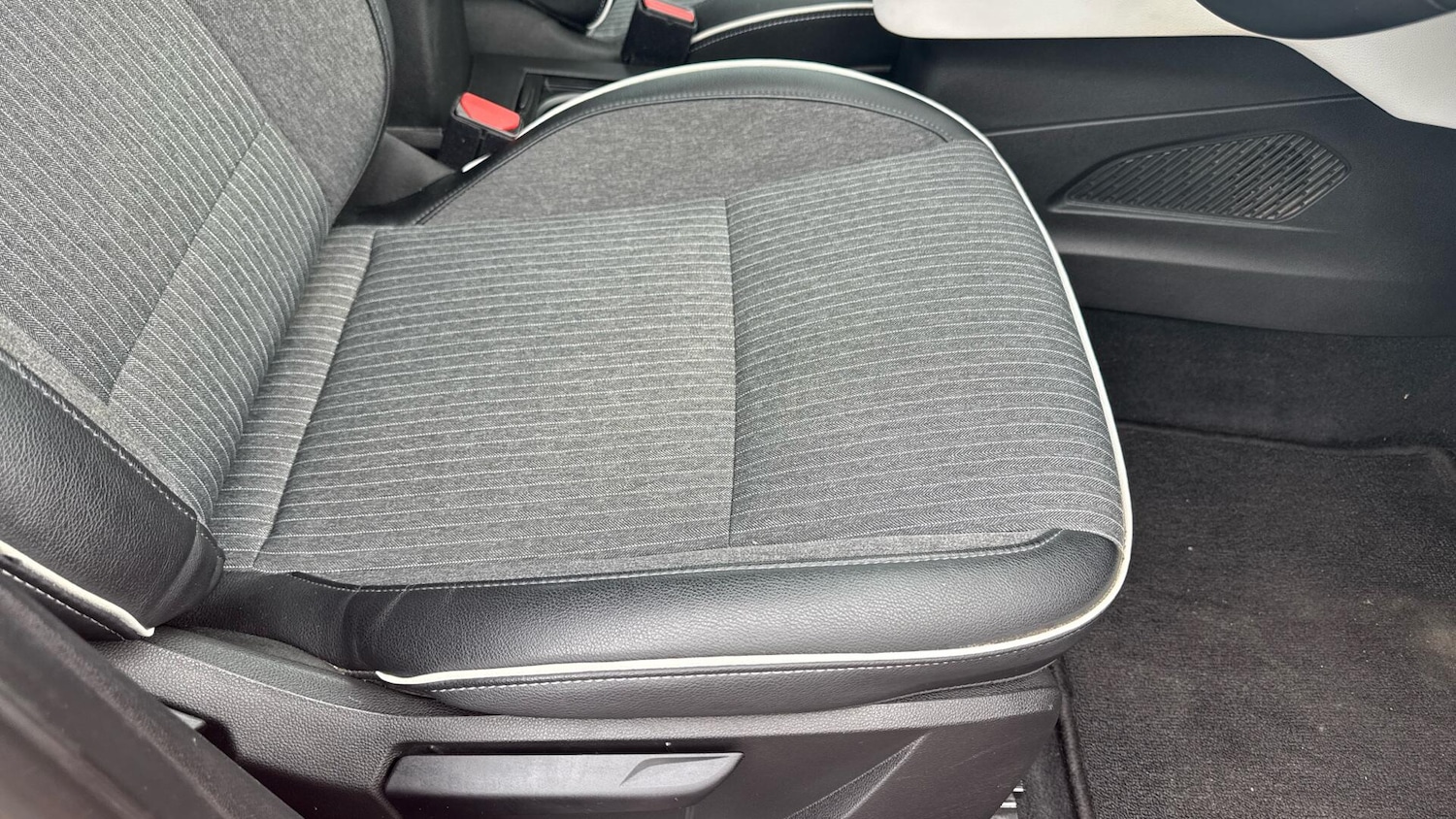 Used Renault Clio 2022 for sale - 76199997: Photo 33