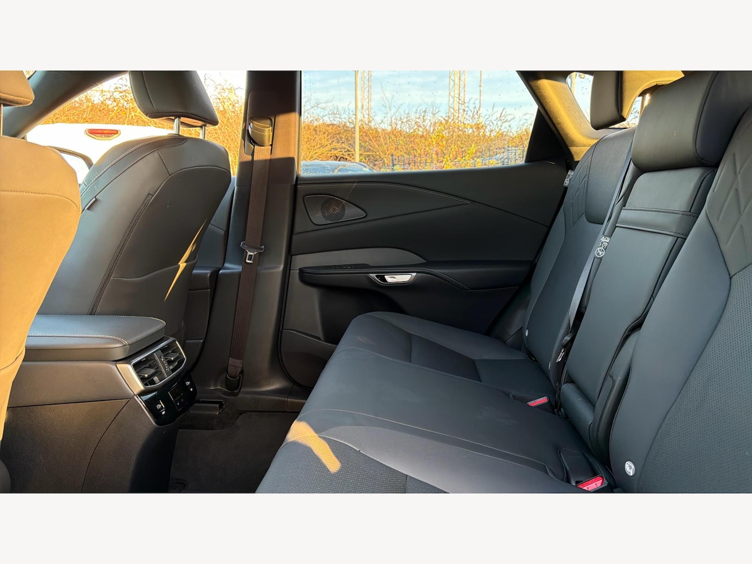 Used Lexus RX 2024 for sale - 76996486: Photo 16