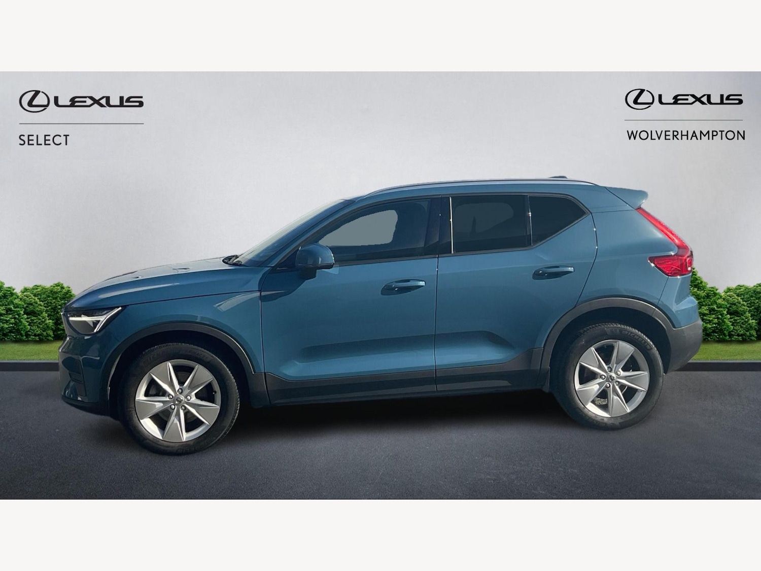 Used Volvo XC40 for sale - 76539001: Photo 3