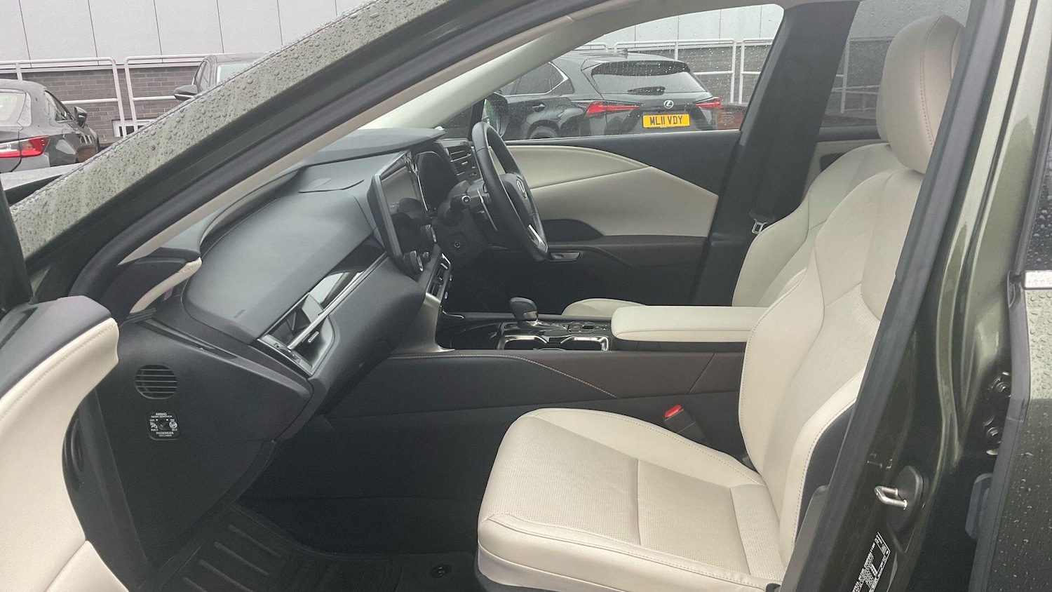Used Lexus RX 2023 for sale - 76179667: Photo 6