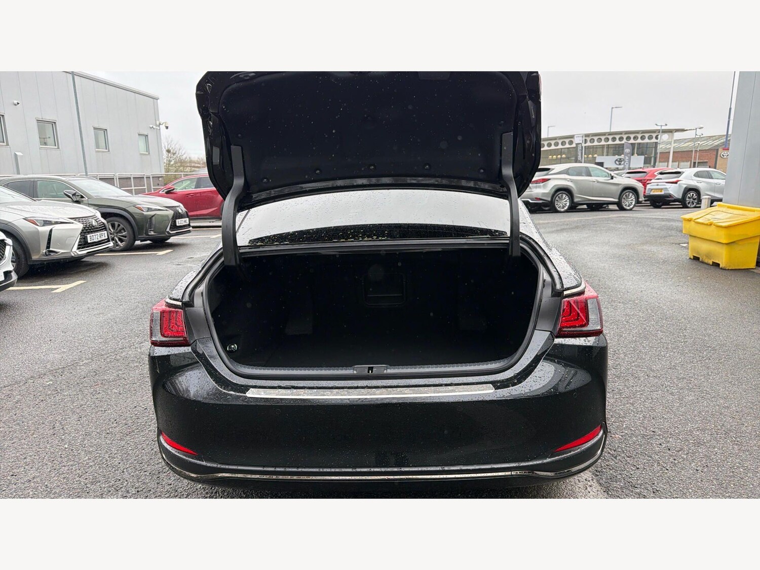 Used Lexus ES 2021 for sale - 77646761: Photo 17