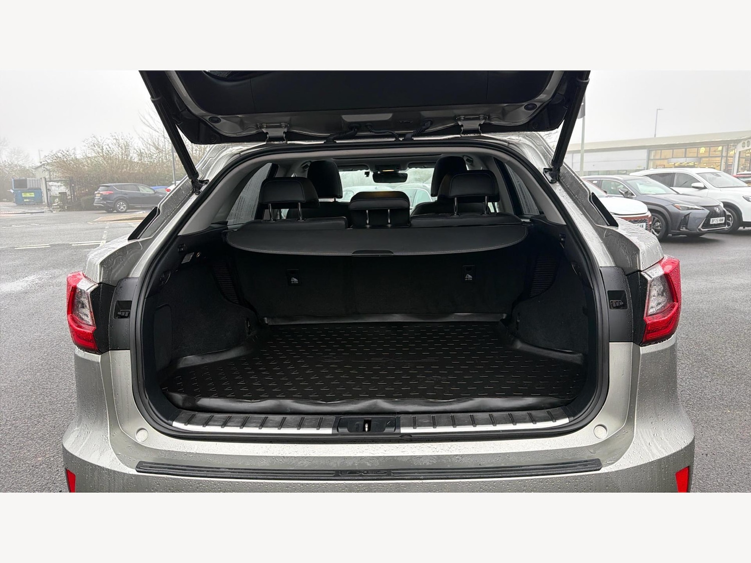 Used Lexus RX 2017 for sale - 77330932: Photo 17