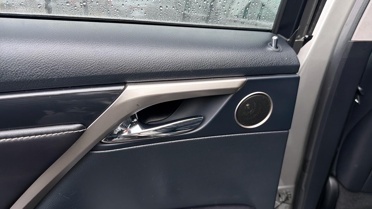 Used Lexus RX 2017 for sale - 77330932: Photo 37