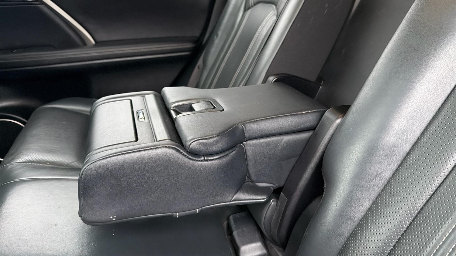 Used Lexus RX 2017 for sale - 77330932: Photo 39