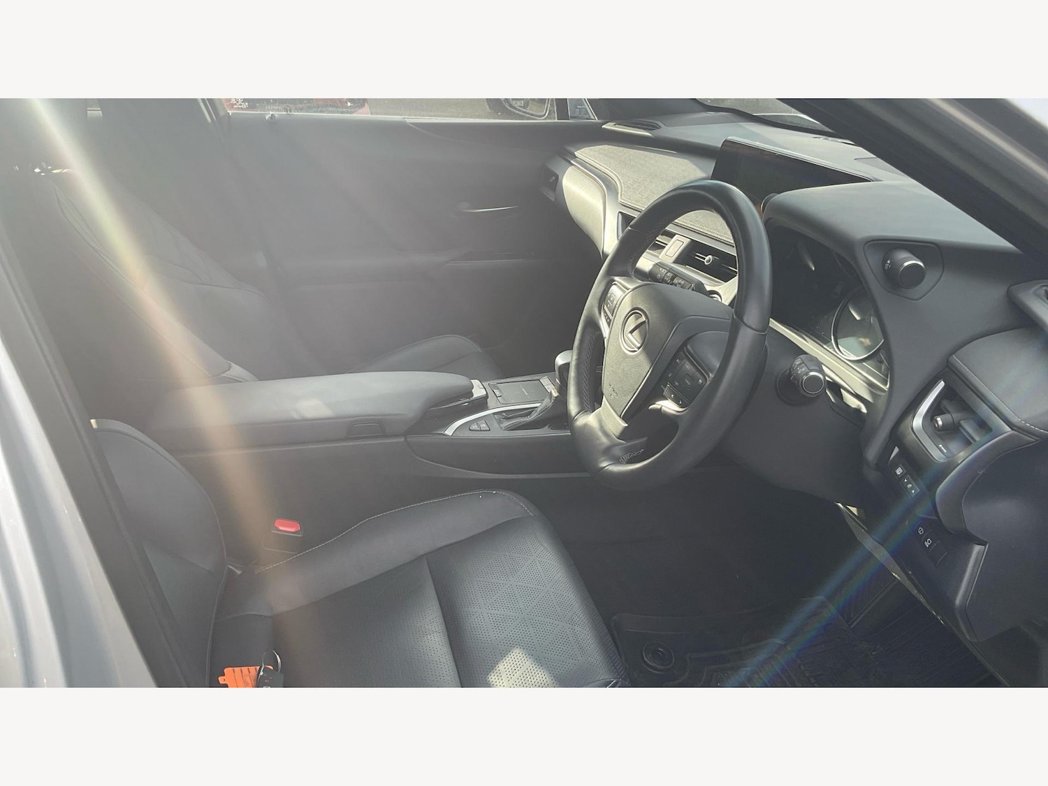 Used Lexus UX 2020 for sale - 76537820: Photo 15
