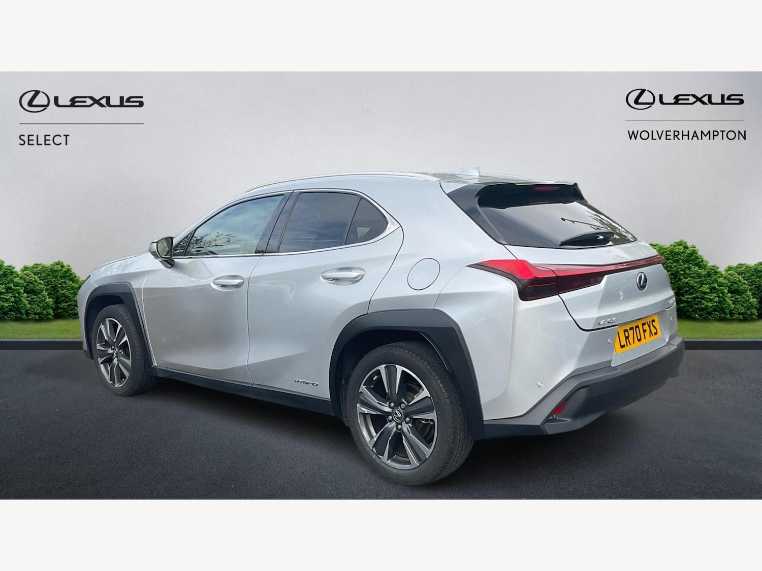 Used Lexus UX 2020 for sale - 76537820: Photo 2