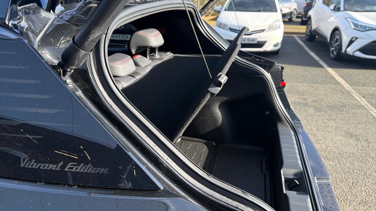 Used Lexus LBX 2025 for sale - 78171337: Photo 42