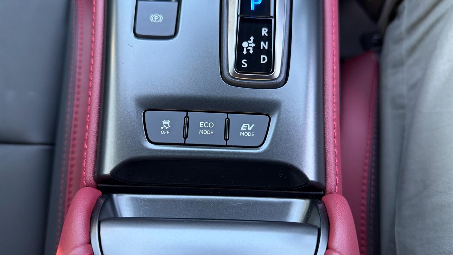 Used Lexus LBX 2025 for sale - 78171337: Photo 61