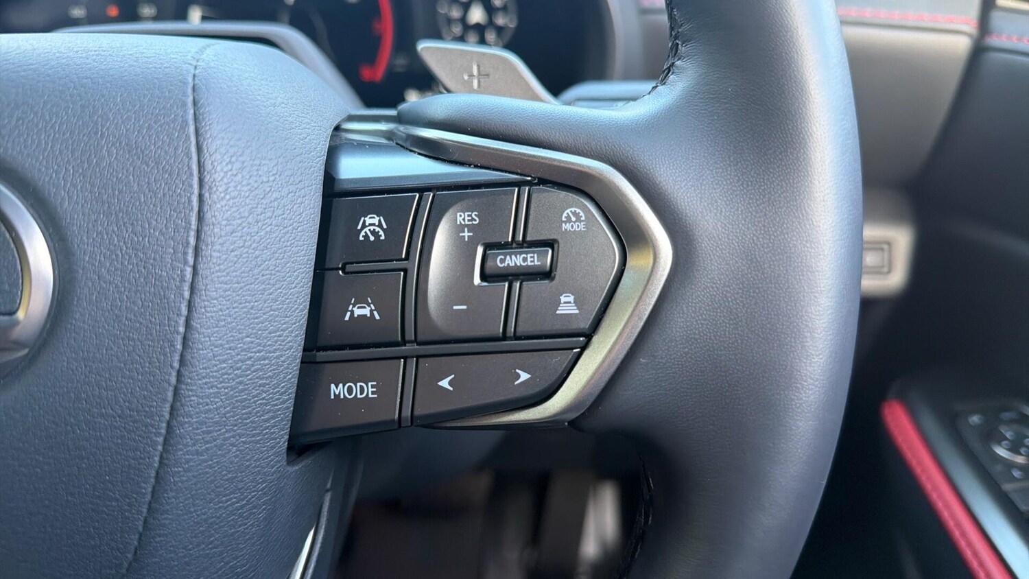 Used Lexus LBX 2025 for sale - 78171337: Photo 65