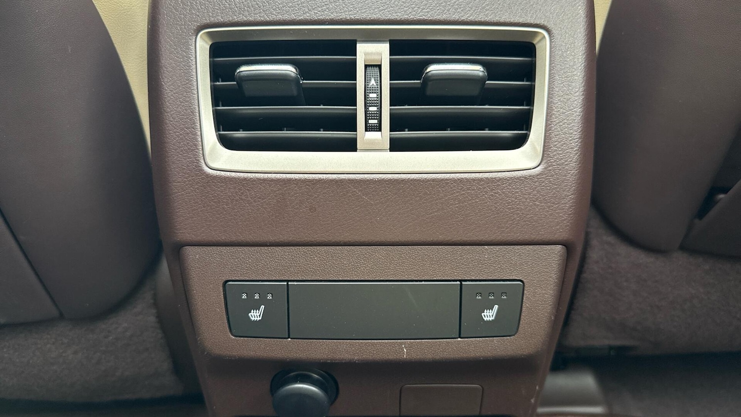 Vehicle 33