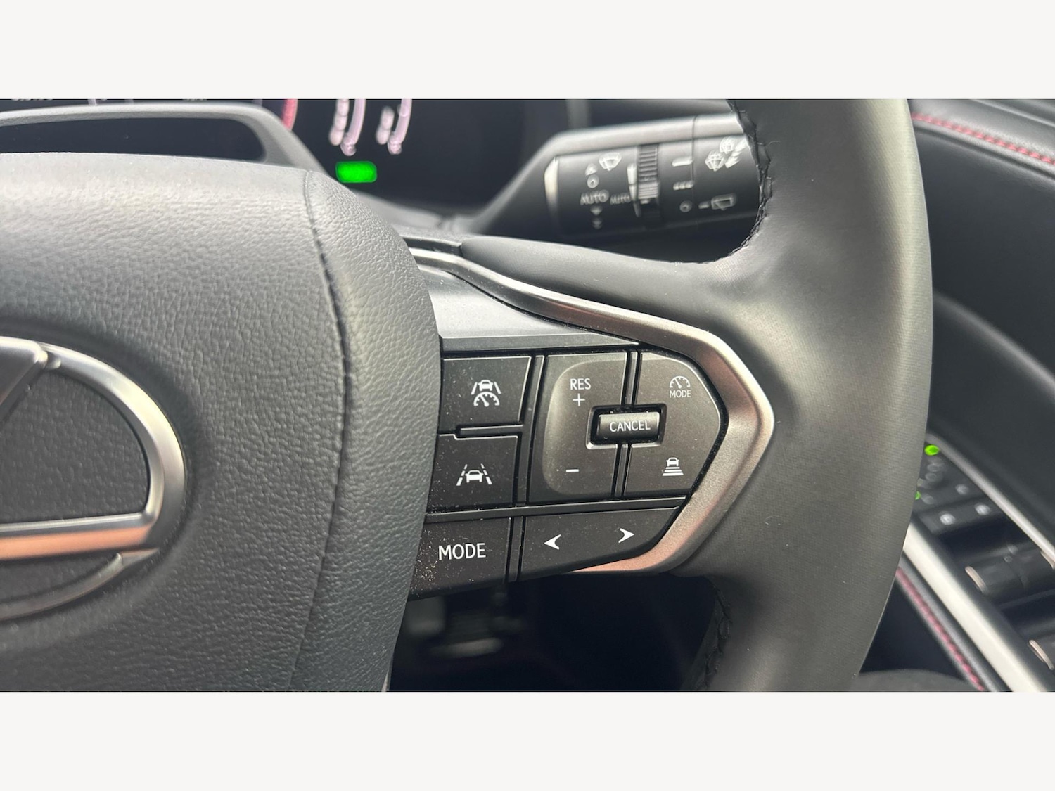 Used Lexus LBX 2025 for sale - 77412357: Photo 28