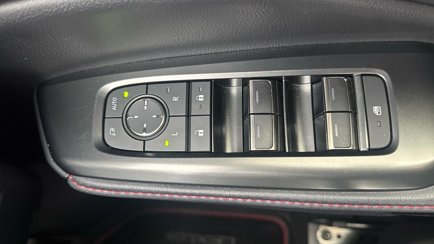 Used Lexus LBX 2025 for sale - 77412357: Photo 36