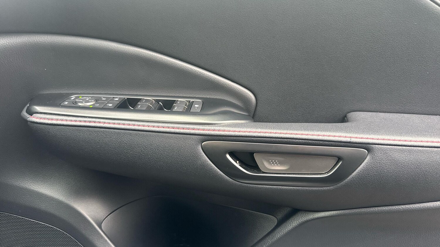 Used Lexus LBX 2025 for sale - 77412357: Photo 39