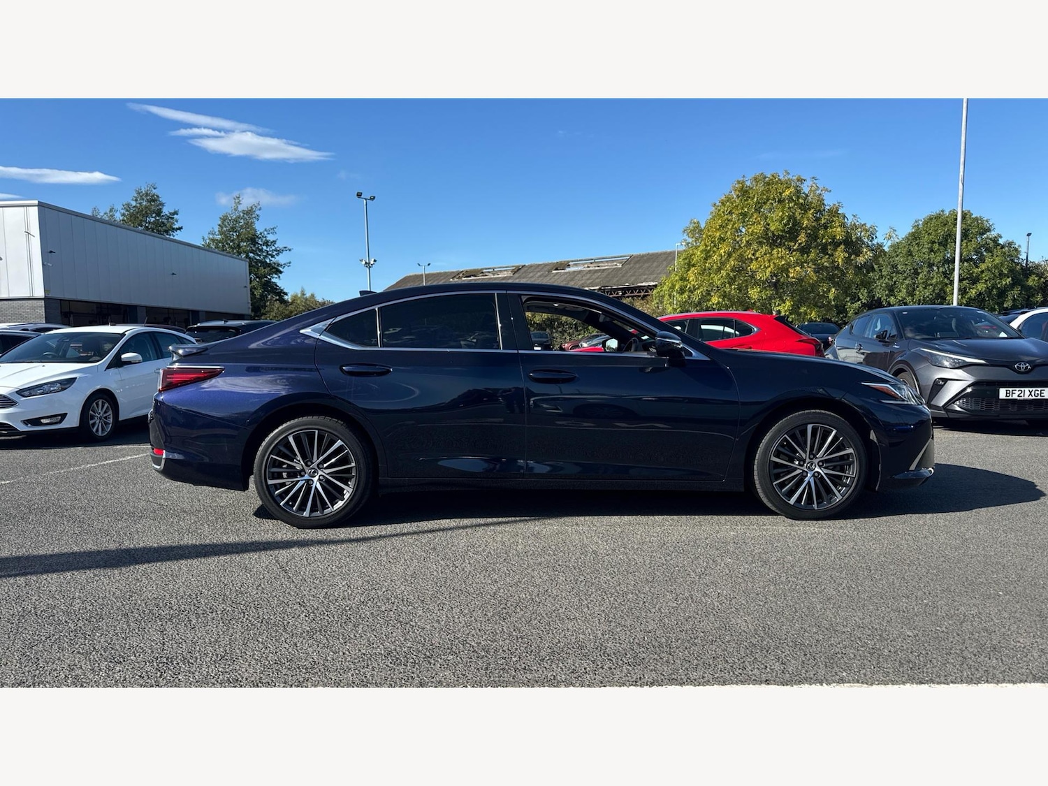 Used Lexus ES 2023 for sale - 76607230: Photo 18