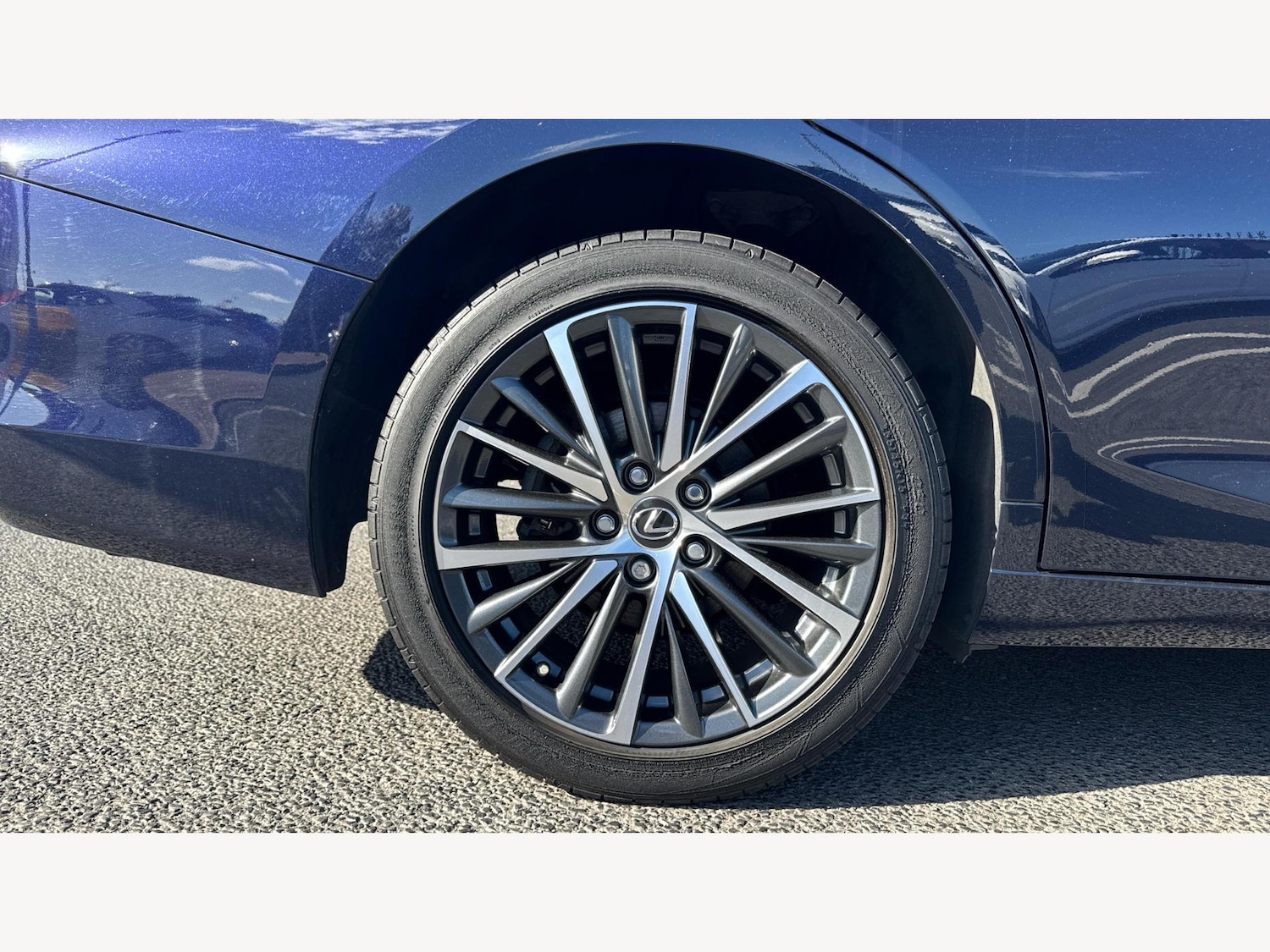 Used Lexus ES 2023 for sale - 76607230: Photo 21