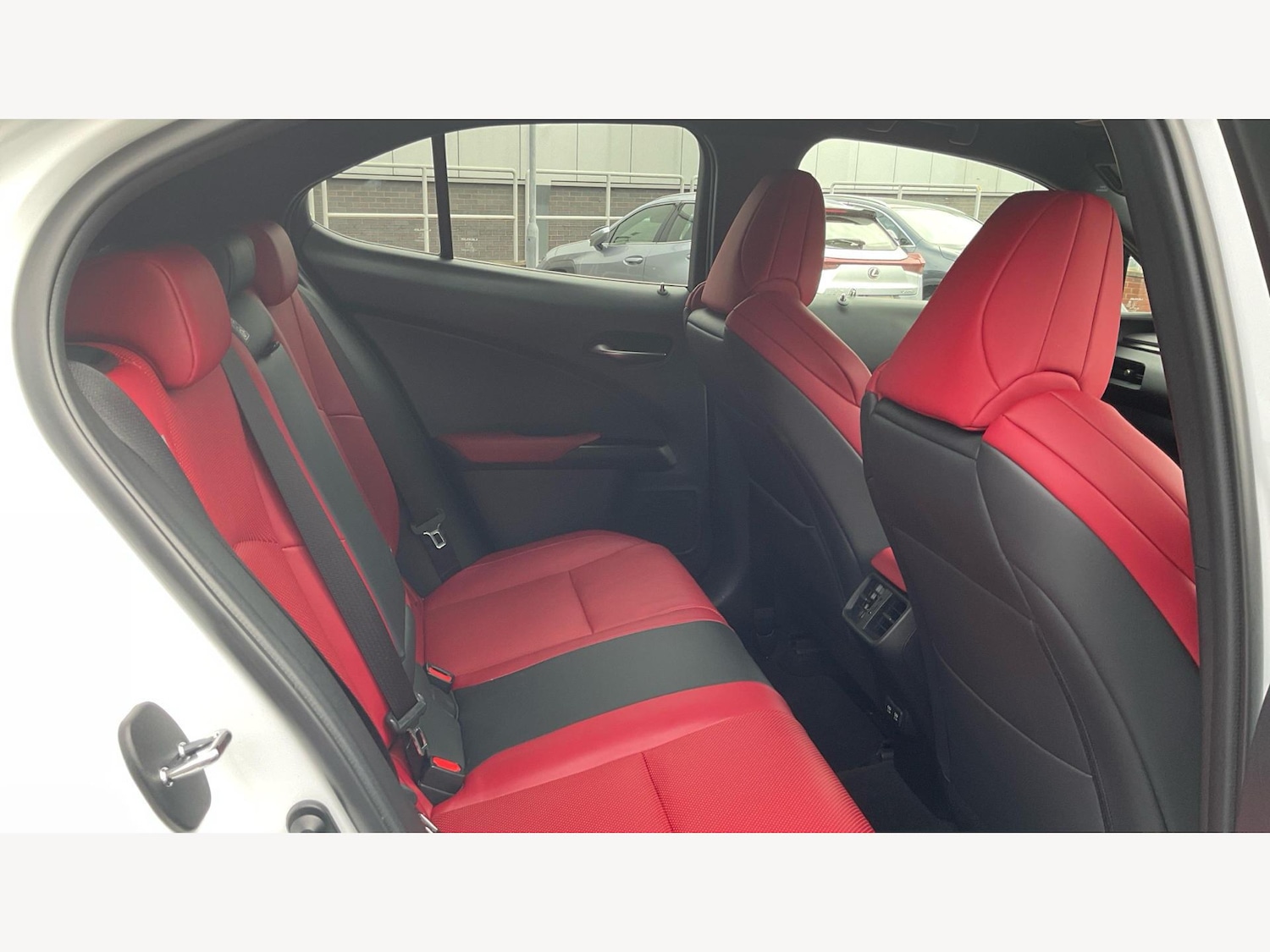 Used Lexus UX 2020 for sale - 76371011: Photo 11