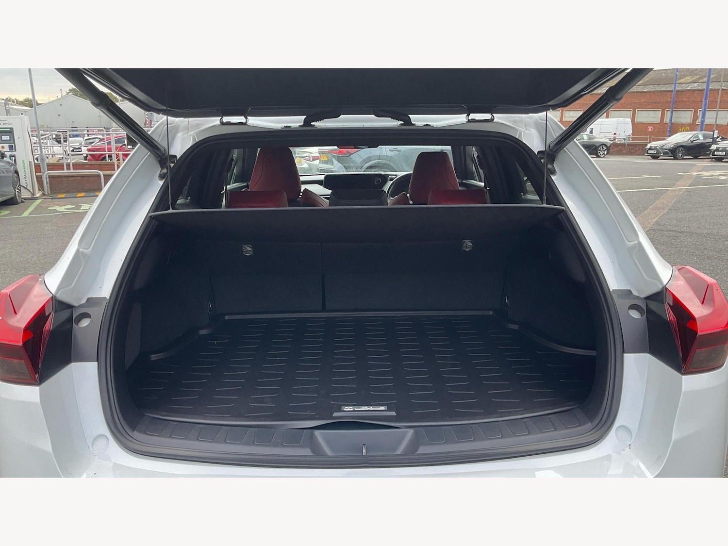 Used Lexus UX 2020 for sale - 76371011: Photo 17