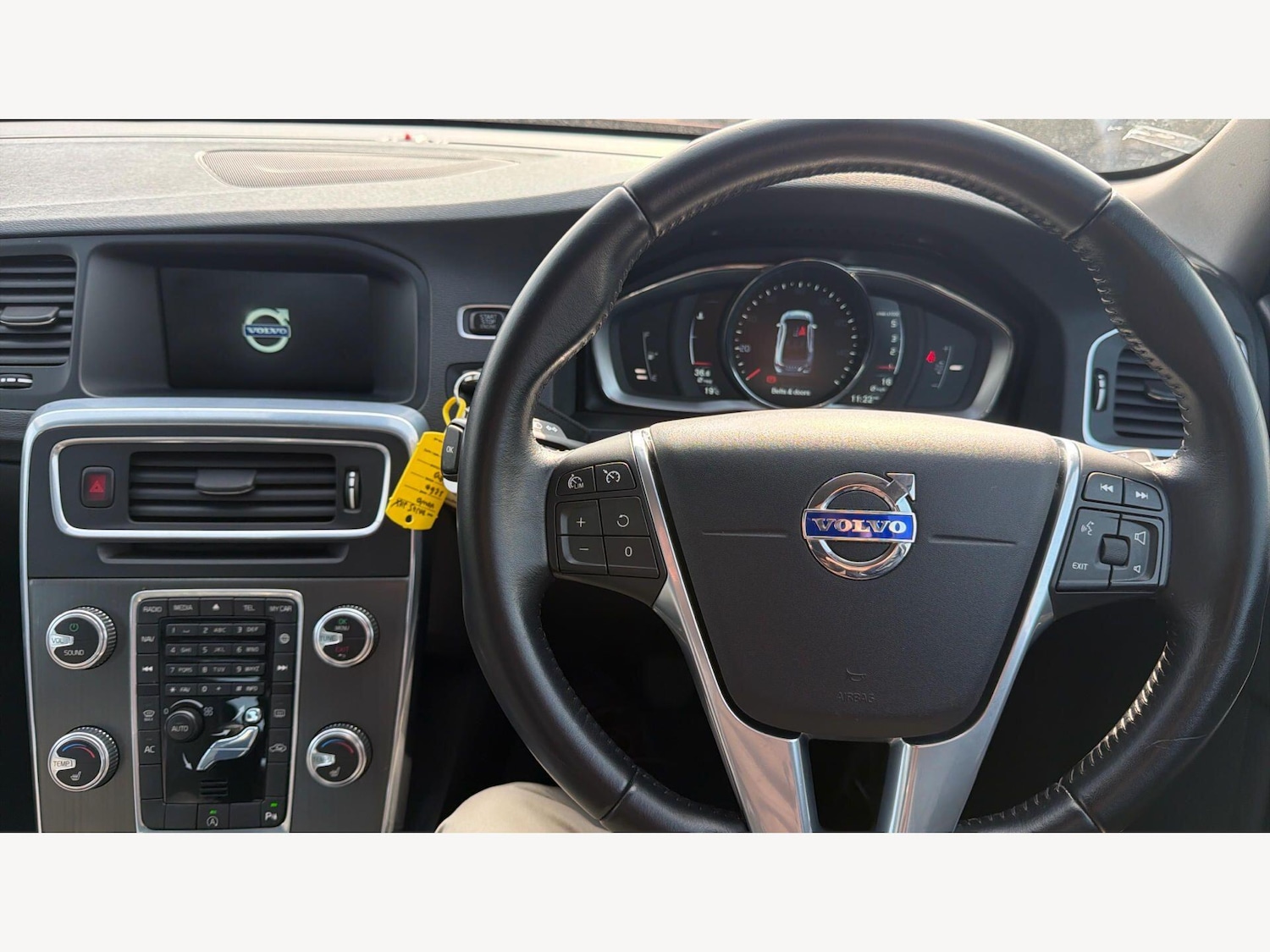 Used Volvo S60 2015 for sale - 77982385: Photo 13