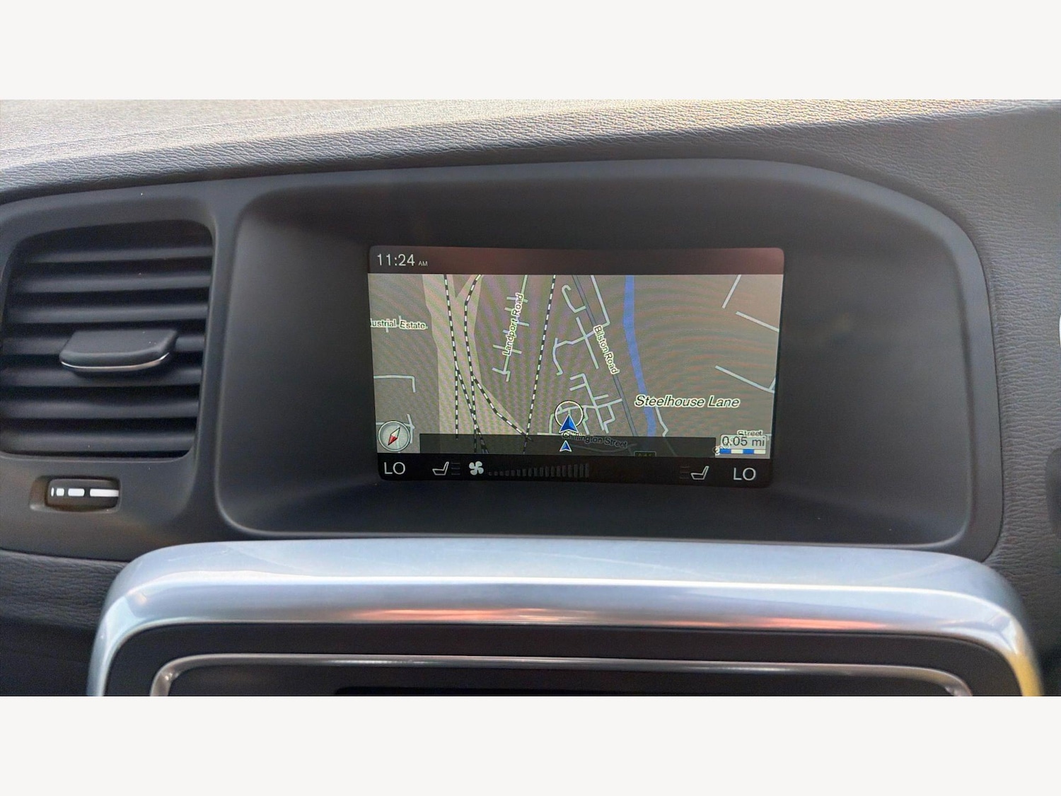 Used Volvo S60 2015 for sale - 77982385: Photo 25