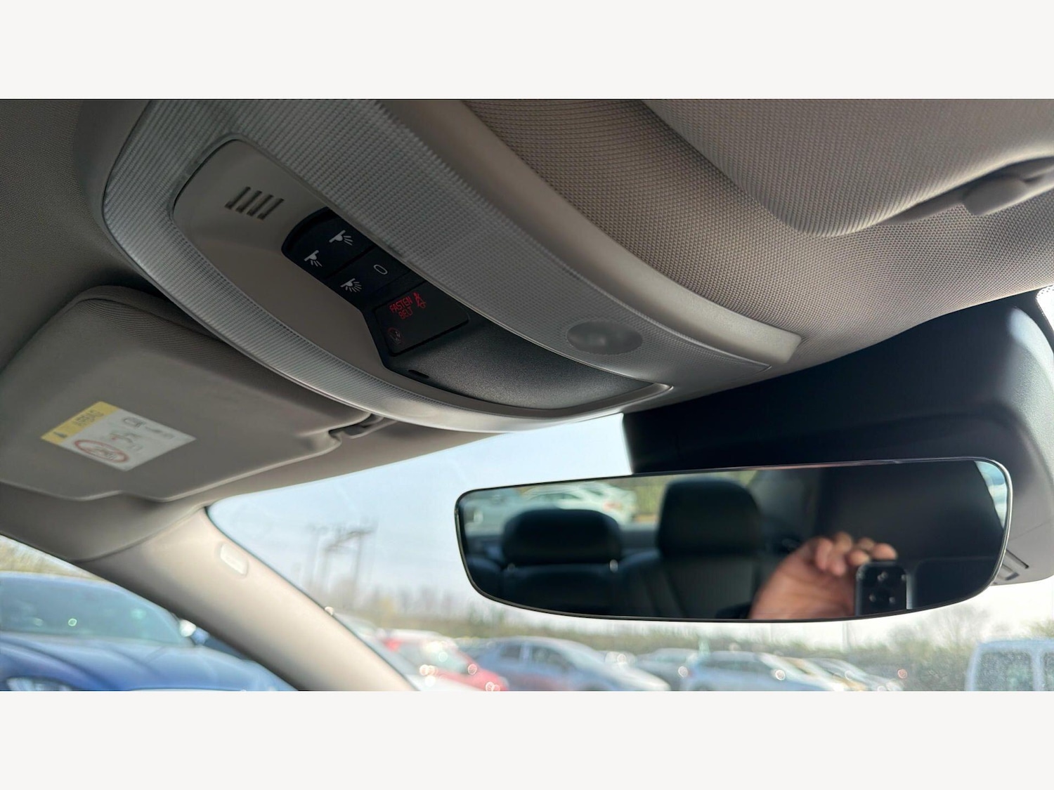 Used Volvo S60 2015 for sale - 77982385: Photo 28